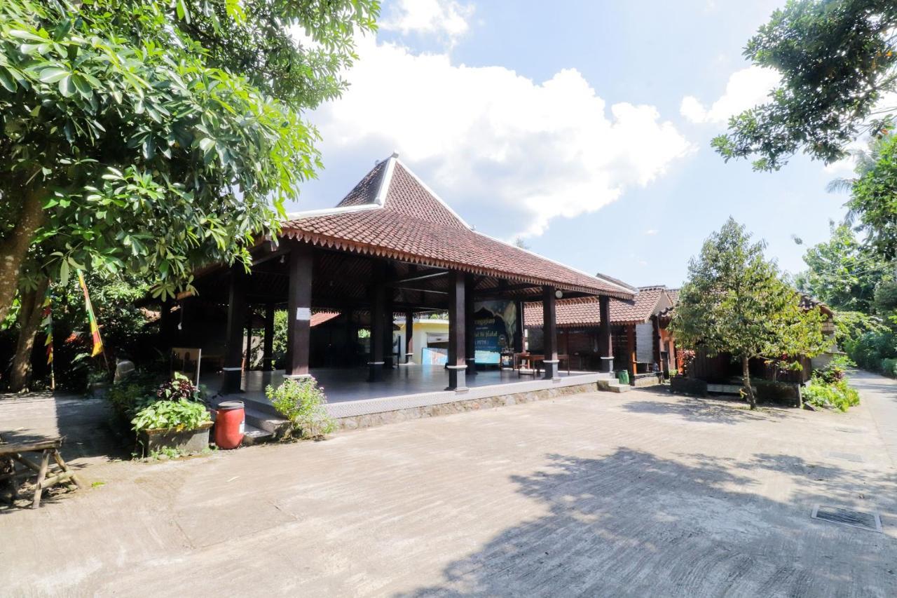 Omah Rohadi Syariah By Ndalem Beong Otel Magelang Dış mekan fotoğraf