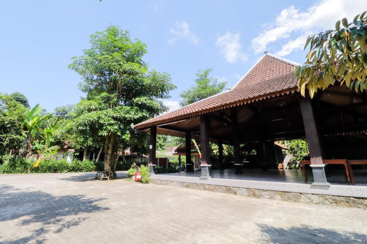 Omah Rohadi Syariah By Ndalem Beong Otel Magelang Dış mekan fotoğraf