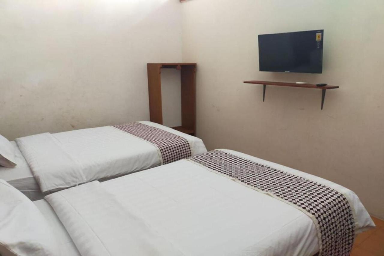 Omah Rohadi Syariah By Ndalem Beong Otel Magelang Dış mekan fotoğraf
