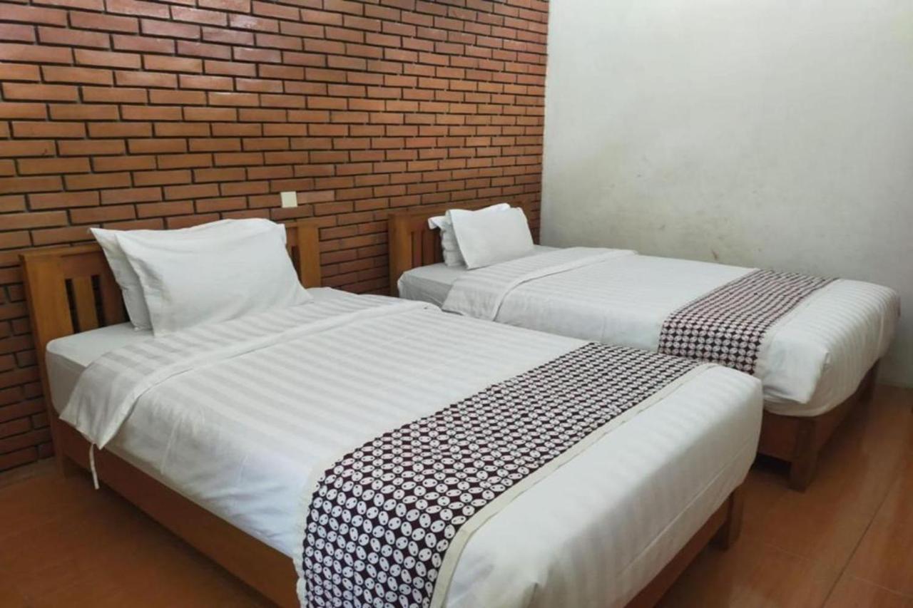 Omah Rohadi Syariah By Ndalem Beong Otel Magelang Dış mekan fotoğraf